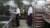 WDR 5 Morgenecho - Projekt gegen Fachkräftemangel in der Gastronomie 13